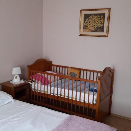 Family Apartment Tonko With King'S Bed Matulji Bagian luar foto