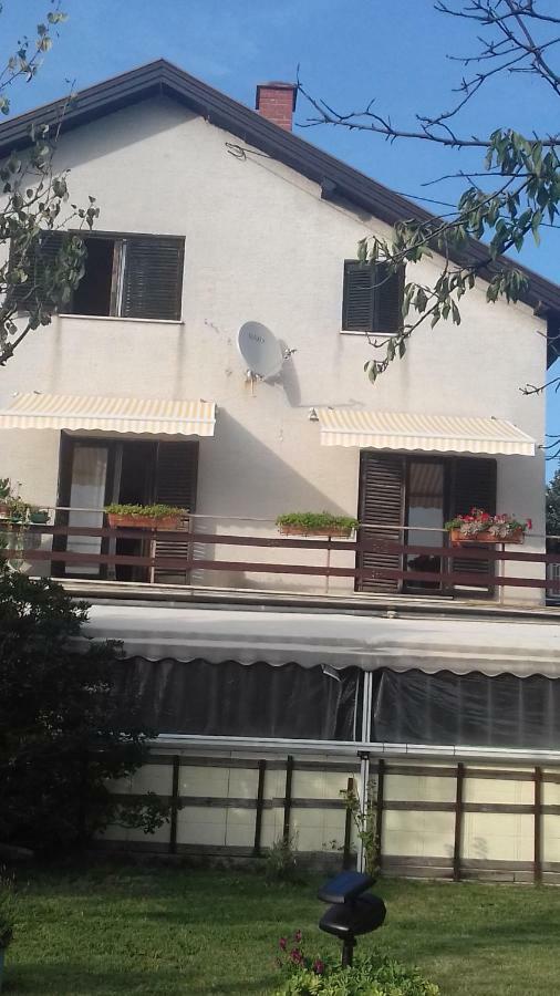 Family Apartment Tonko With King'S Bed Matulji Bagian luar foto